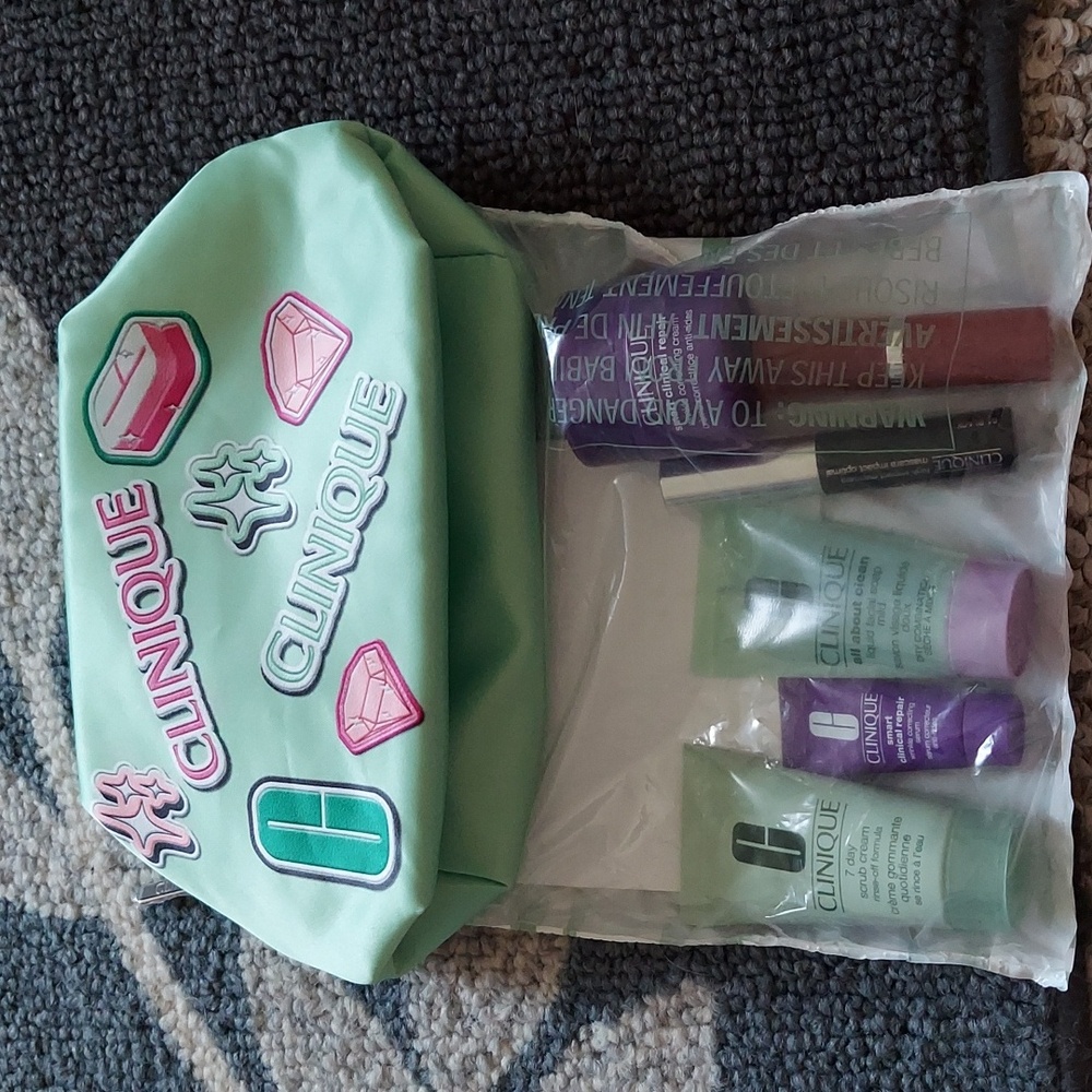 Clinique Sample Kit